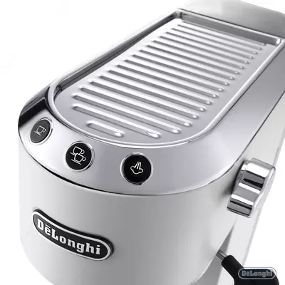 Кофеварка рожковая DeLonghi EC685.W